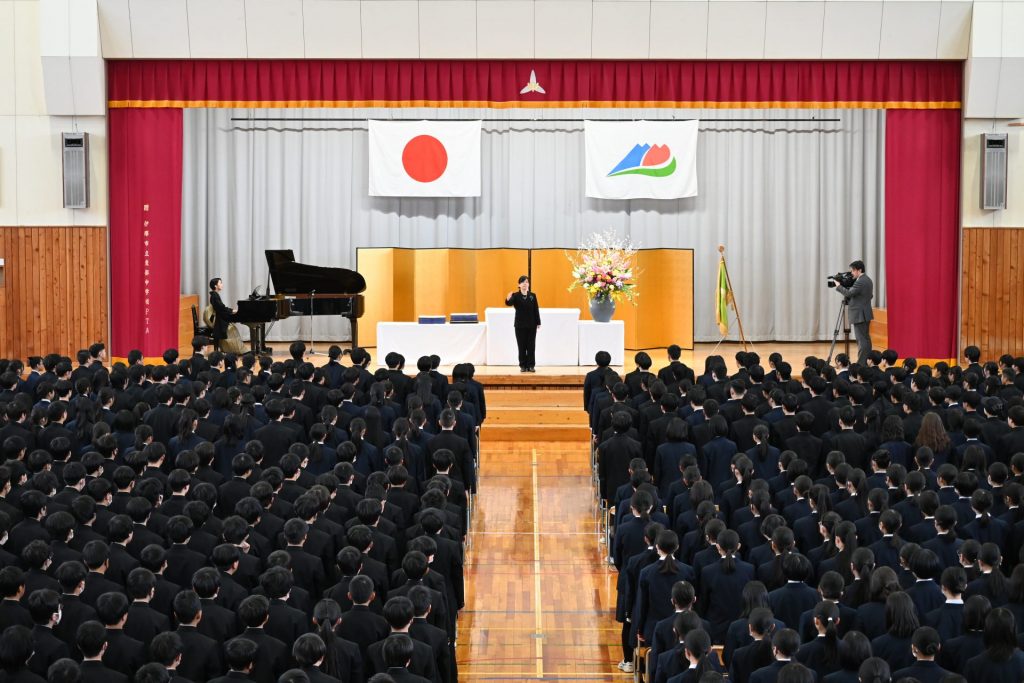 令和6年度卒業証書授与式が行われました