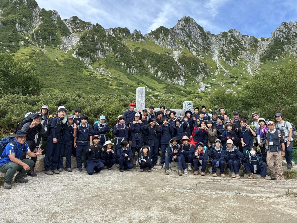 【２年生】仲間とともに目指した山頂！西駒ヶ岳登山