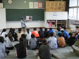 読み聞かせ（お話玉手箱）